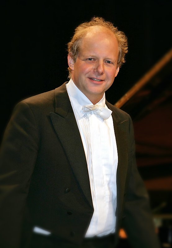 Junge Meisterpianist:innen: Klavierklasse Prof. Wolfgang Manz, HfM Nürnberg